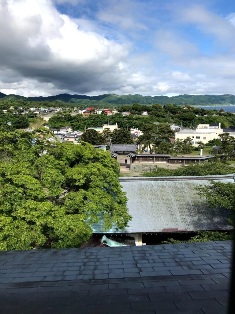 松前城から町を見下ろした眺め