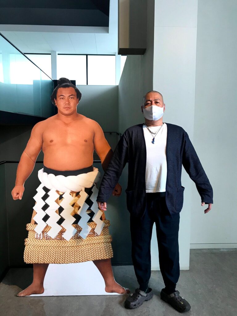 等身大パネルとツーショット
